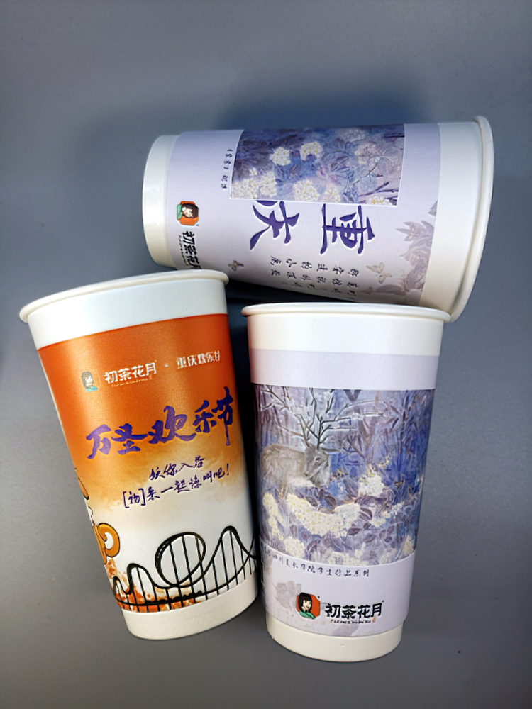 盛世湘容与黑色经典旗下初茶花月奶茶杯完成初次合作